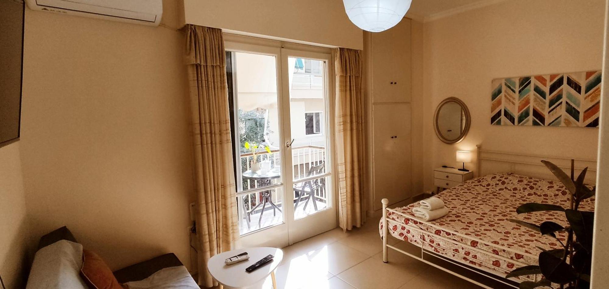 Next To Metro! Bright Apartment With Fully Equipped Kitchen Афины Экстерьер фото